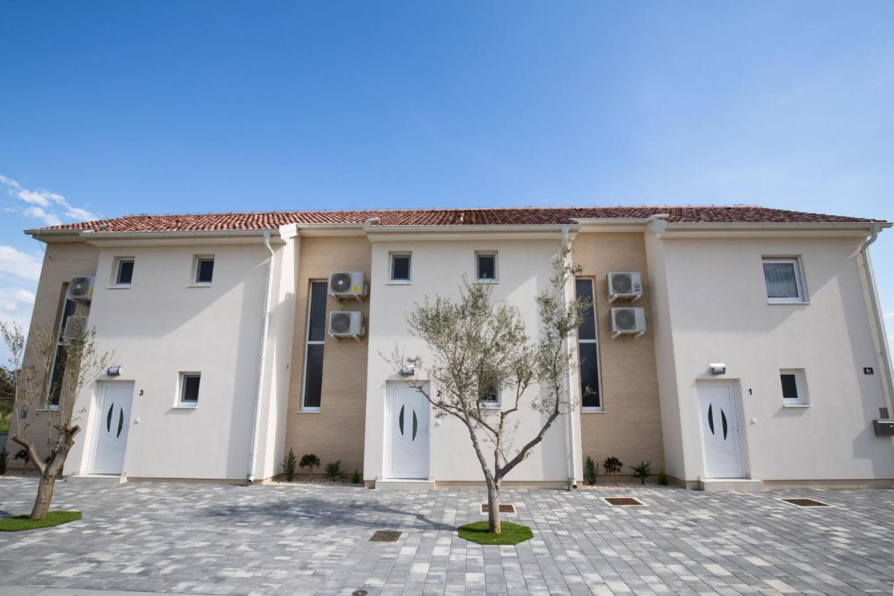 פריבלאקה Beachfront Reiterer Villa V2 With Seaview 30 Meters From The Beach - Crowonder Luxury Rent מראה חיצוני תמונה