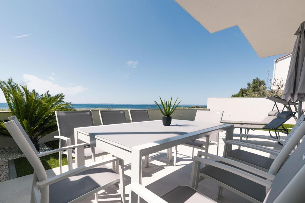 פריבלאקה Beachfront Reiterer Villa V2 With Seaview 30 Meters From The Beach - Crowonder Luxury Rent מראה חיצוני תמונה